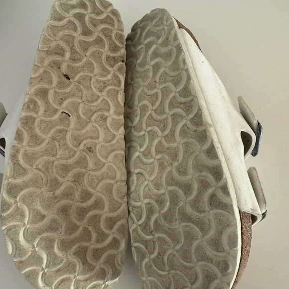 Birkenstock White Sandals with Dark Buckles - Picture 6 of 6